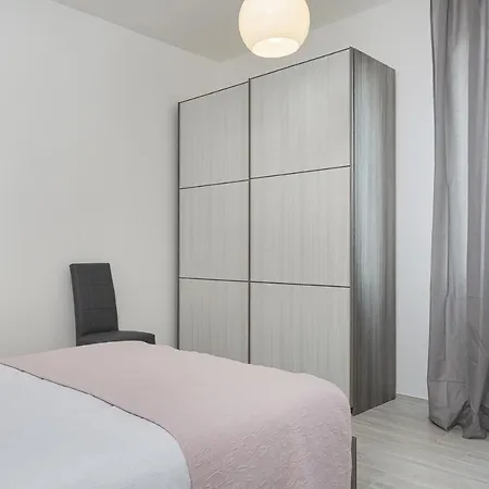 Contemporary In Sturla By Wonderful Italy Lägenhet *