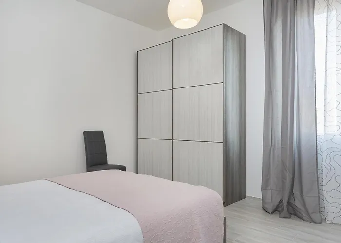 Contemporary In Sturla By Wonderful Italy Lejlighed *