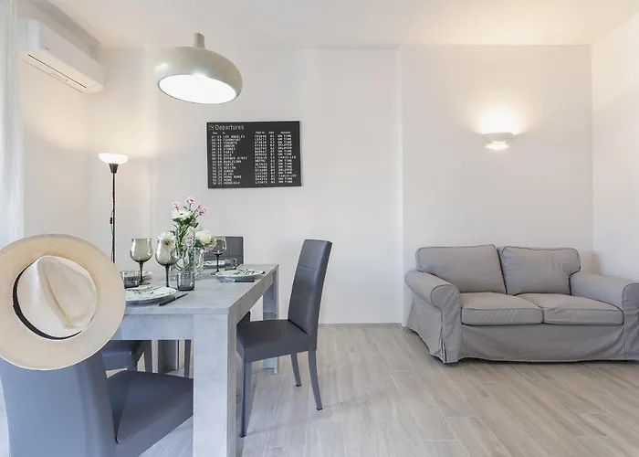 Contemporary In Sturla By Wonderful Italy Lejlighed Genova
